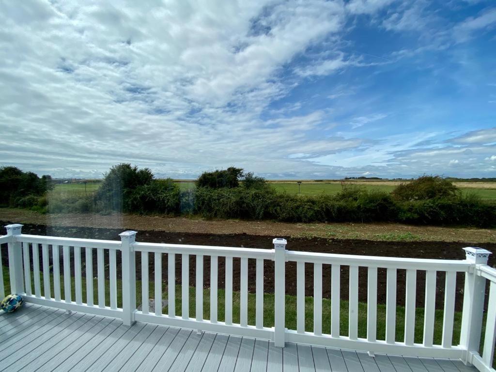 The Lodge Selsey Exterior photo
